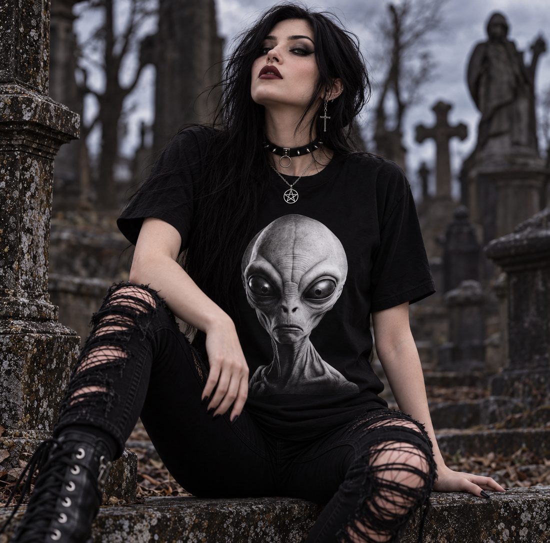 Alien Head Tee